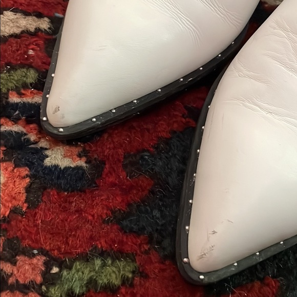 Cute Cowgirl White Mules - Picture 3 of 6